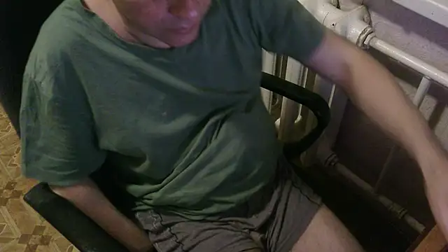 Snapshot of AlDON59 chatting on March 2025 06:34:01 PM AlDON59 online show from March 2025 06:34:01 PM