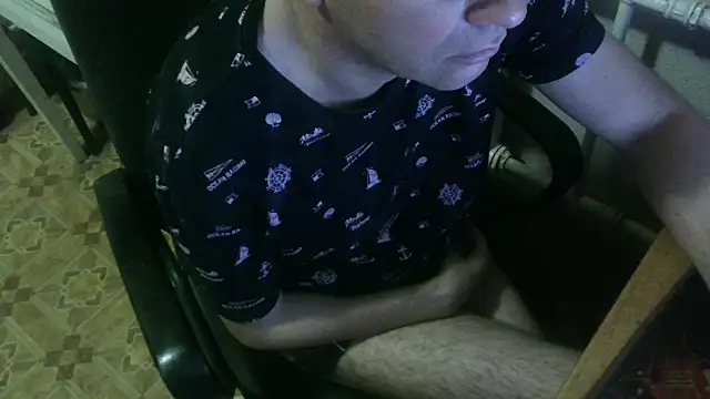 Snapshot of AlDON59 chatting on March 2025 04:18:02 PM AlDON59 online show from March 2025 04:18:02 PM