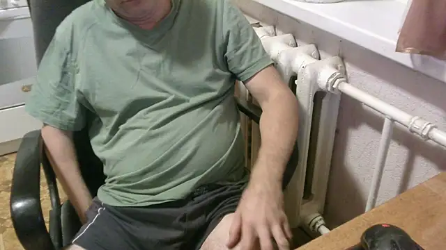 Snapshot of AlDON59 chatting on October 2025 05:44:02 PM AlDON59 online show from October 2025 05:44:02 PM