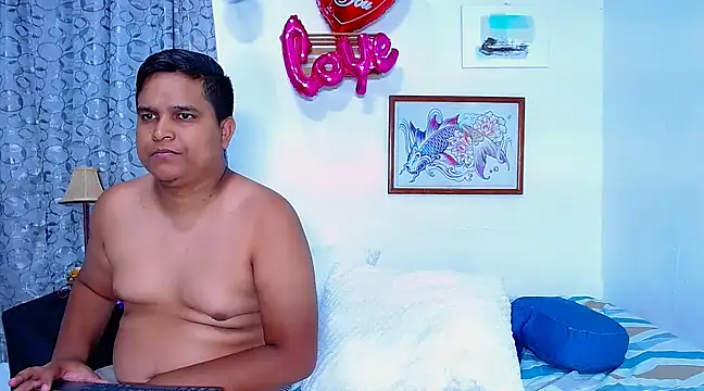 Snapshot of lucasandSofi chatting on March 2025 03:41:02 AM lucasandSofi online show from March 2025 03:41:02 AM