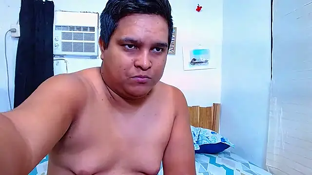 Snapshot of lucasandSofi chatting on November 2025 03:15:02 PM lucasandSofi online show from November 2025 03:15:02 PM