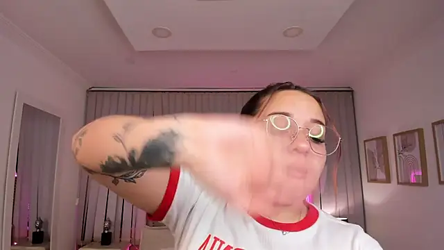 Valentina Se online show from February 2025 07:23:01 AM