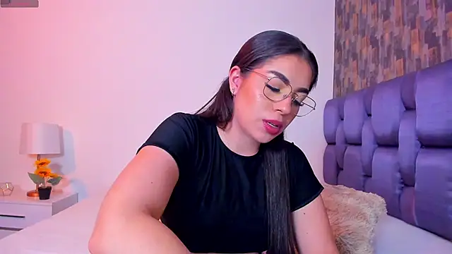 IsabellaAnngel online show from February 2025 01:37:01 AM