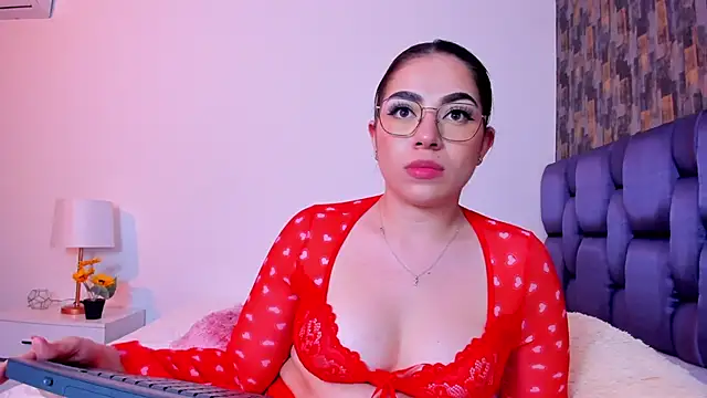 IsabellaAnngel online show from March 2025 02:48:02 AM