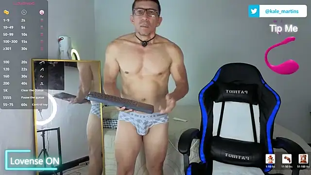 Snapshot of KALE_19 chatting on January 2026 09:40:02 PM KALE 19 online show from January 2026 09:40:02 PM