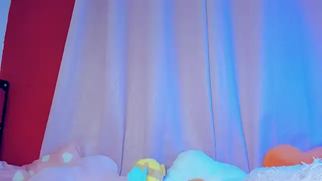 Snapshot of anni_ross chatting on March 2025 11:28:02 PM anni ross online show from March 2025 11:28:02 PM