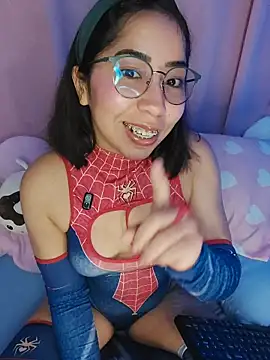 Snapshot of anni_ross chatting on February 2026 07:36:01 PM anni ross online show from February 2026 07:36:01 PM