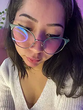 Snapshot of anni_ross chatting on June 2026 01:10:02 AM anni ross online show from June 2026 01:10:02 AM