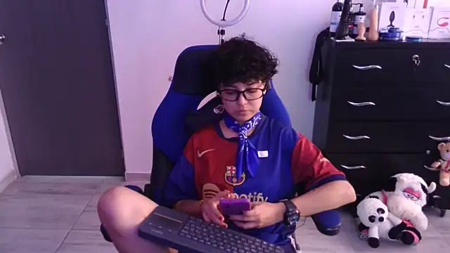 thomascooper7 online show from February 2026 06:47:01 PM