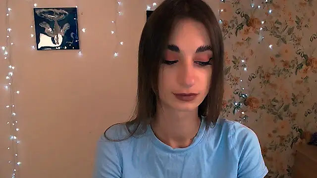 Asia N  online show from October 2025 04:27:01 AM