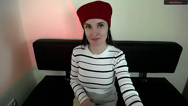 LaimaV  online show from February 2026 05:00:02 PM