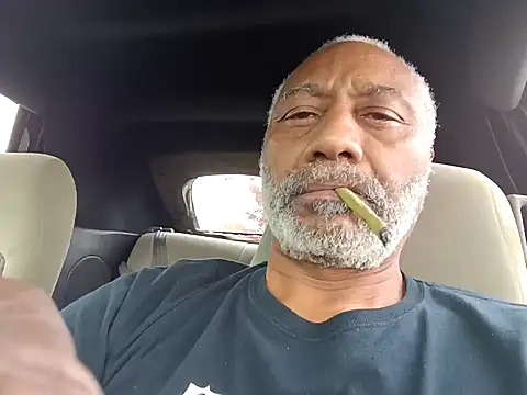 Snapshot of yasohw chatting on December 2024 08:10:02 PM yasohw online show from December 2024 08:10:02 PM