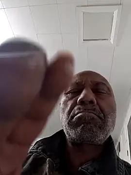 Snapshot of yasohw chatting on December 2025 03:22:01 AM yasohw online show from December 2025 03:22:01 AM