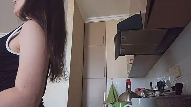 Snapshot of AlejandraDelaney chatting on December 2024 12:34:01 PM AlejandraDelaney online show from December 2024 12:34:01 PM