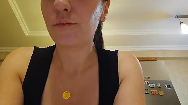 Snapshot of AlejandraDelaney chatting on January 2025 06:48:01 PM AlejandraDelaney online show from January 2025 06:48:01 PM