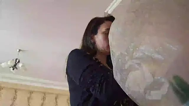 Snapshot of AlejandraDelaney chatting on February 2025 10:32:02 AM AlejandraDelaney online show from February 2025 10:32:02 AM