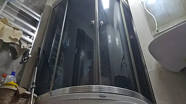 Snapshot of AlejandraDelaney chatting on March 2025 11:27:02 AM AlejandraDelaney online show from March 2025 11:27:02 AM