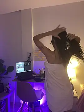 Snapshot of adop_me__ chatting on November 2025 10:57:02 PM adop me online show from November 2025 10:57:02 PM