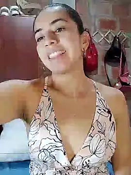 Snapshot of anngela01 chatting on December 2024 09:32:02 PM anngela01 online show from December 2024 09:32:02 PM