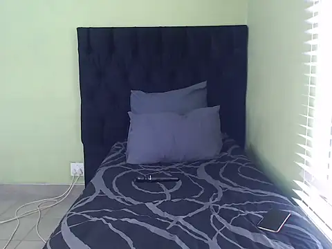 Snapshot of ThickPearlx23 chatting on November 2025 07:42:02 AM ThickPearlx23 online show from November 2025 07:42:02 AM