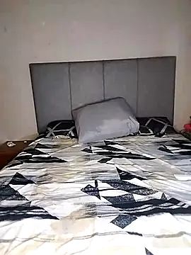 Snapshot of ThickPearlx23 chatting on February 2026 06:28:02 AM ThickPearlx23 online show from February 2026 06:28:02 AM