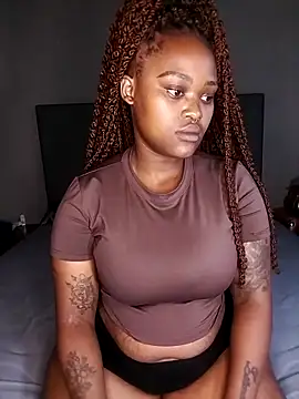 Snapshot of ThickPearlx23 chatting on March 2026 08:27:02 AM ThickPearlx23 online show from March 2026 08:27:02 AM