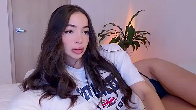 Siny Moore online show from December 2024 11:19:01 AM