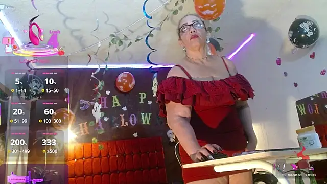 Snapshot of PervertedMature chatting on October 2025 02:55:01 AM PervertedMature online show from October 2025 02:55:01 AM