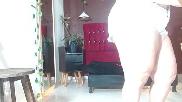 PervertedMature online show from November 2025 02:32:01 AM