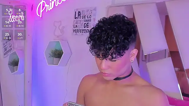 Snapshot of EthanCollens chatting on January 2025 09:55:02 PM EthanCollens online show from January 2025 09:55:02 PM