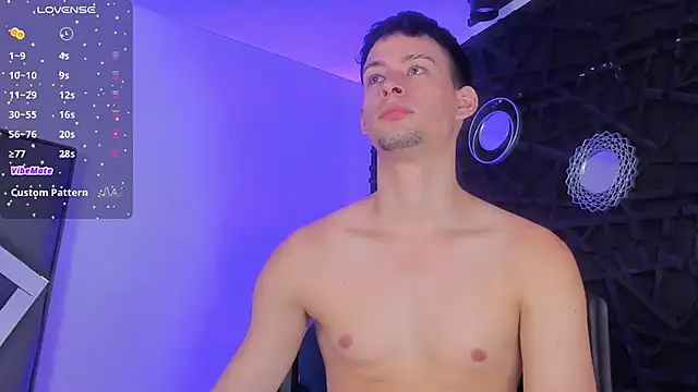 JadeSmiith  online show from January 2025 09:16:01 PM