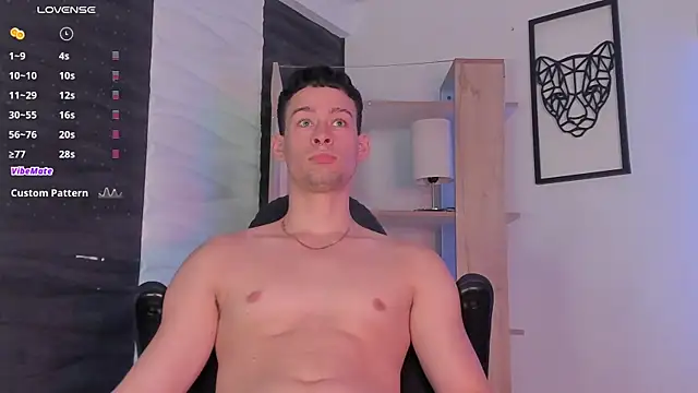 JadeSmiith  online show from February 2025 09:42:01 PM