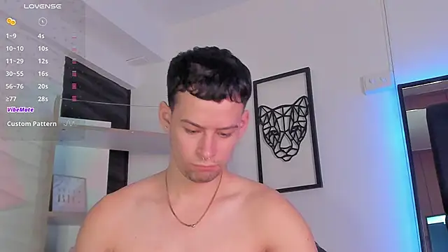 JadeSmiith  online show from February 2025 10:20:02 PM