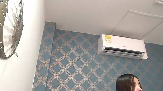 Snapshot of violeta_cute18 chatting on February 2025 06:59:01 PM violeta cute18 online show from February 2025 06:59:01 PM