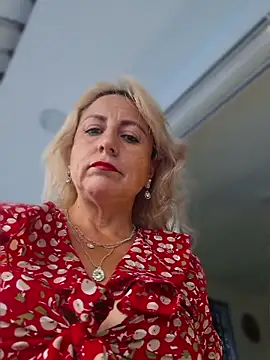 almaluna7 online show from March 2026 10:31:02 PM