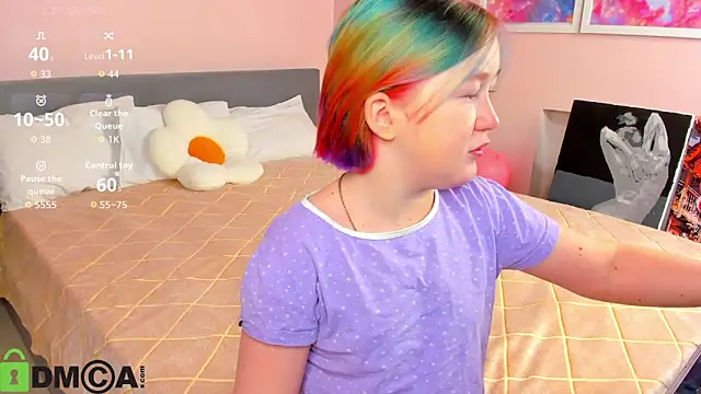 Sara Robinson online show from December 2025 02:39:01 AM