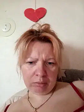 Lauri scherri online show from November 2025 11:02:01 AM