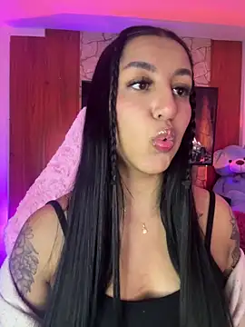 Tamara Roberts1 online show from March 2026 02:01:02 AM