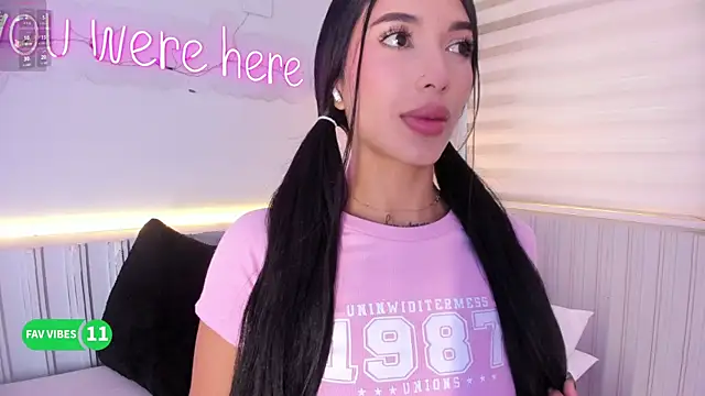 stephanymonroe online show from November 2025 04:29:02 PM