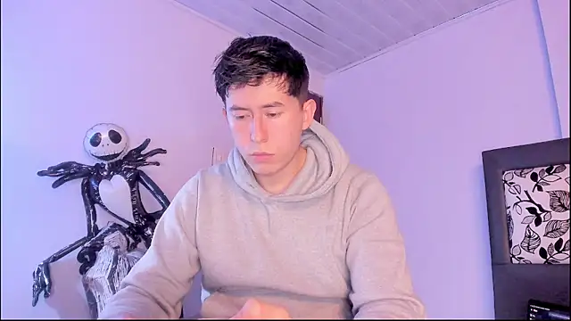 Snapshot of setsuna10 chatting on November 2025 11:48:02 PM setsuna10 online show from November 2025 11:48:02 PM