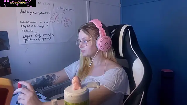 JacyWinslat online show from March 2025 01:57:02 PM