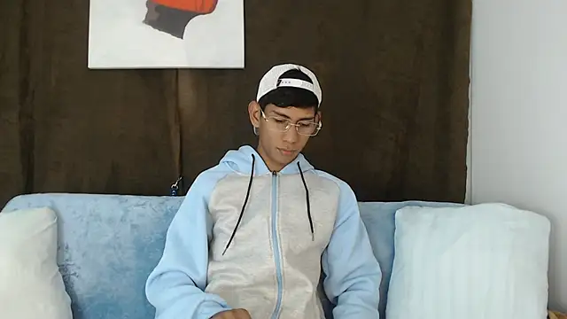 Snapshot of Nick_Collins18 chatting on November 2025 08:21:01 PM Nick Collins18 online show from November 2025 08:21:01 PM