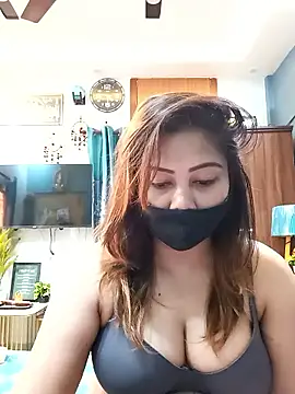 Cute-mona online show from February 2026 10:56:02 AM