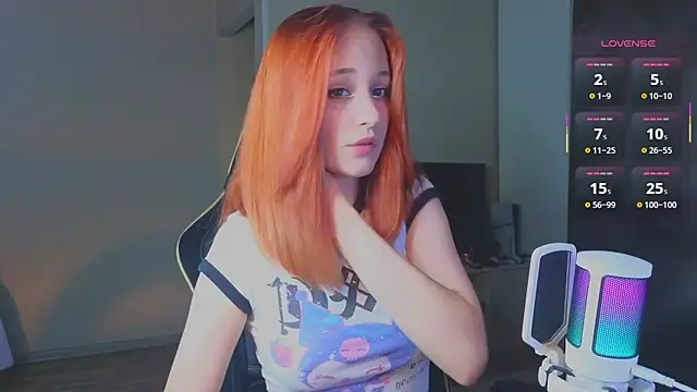 Snapshot of MaryRace chatting on July 2026 05:40:02 PM MaryRace online show from July 2026 05:40:02 PM