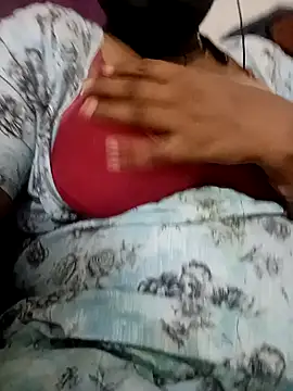 Snapshot of kavinila20 chatting on December 2024 05:14:02 AM kavinila20 online show from December 2024 05:14:02 AM