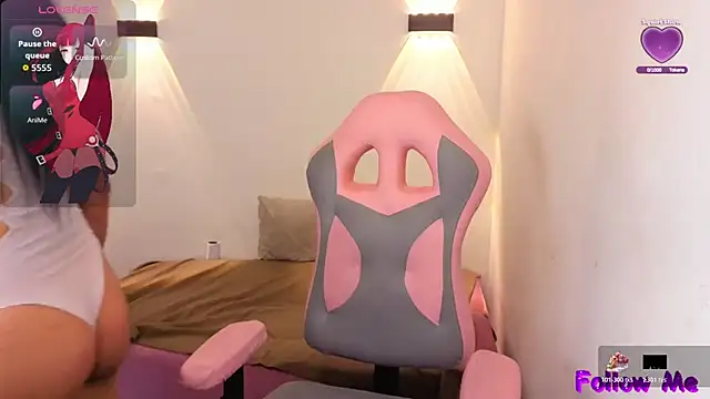 vittorialombardi   online show from December 2025 07:14:02 AM