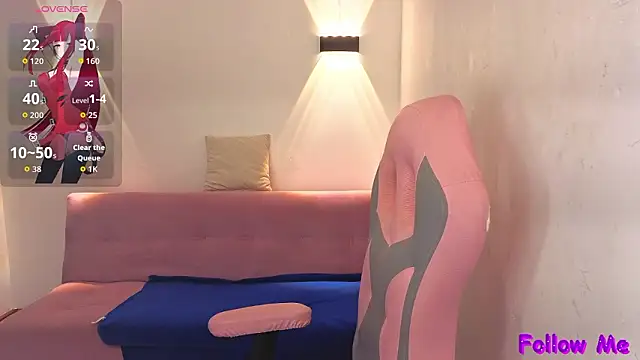 vittorialombardi   online show from February 2026 07:15:01 AM