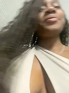 Snapshot of EscorpiLeoncita chatting on October 2025 04:53:02 AM EscorpiLeoncita online show from October 2025 04:53:02 AM