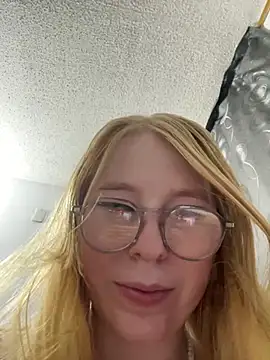 Alexa Handler online show from April 2026 05:38:02 AM