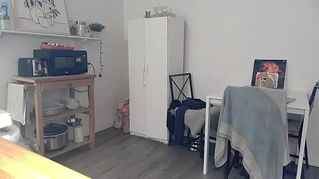 Kittyymaze1 online show from January 2026 12:43:02 PM